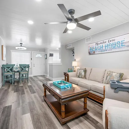 Manatee Cove! Canal Side Condo With Water View! Half Mile From Ami Beaches!
